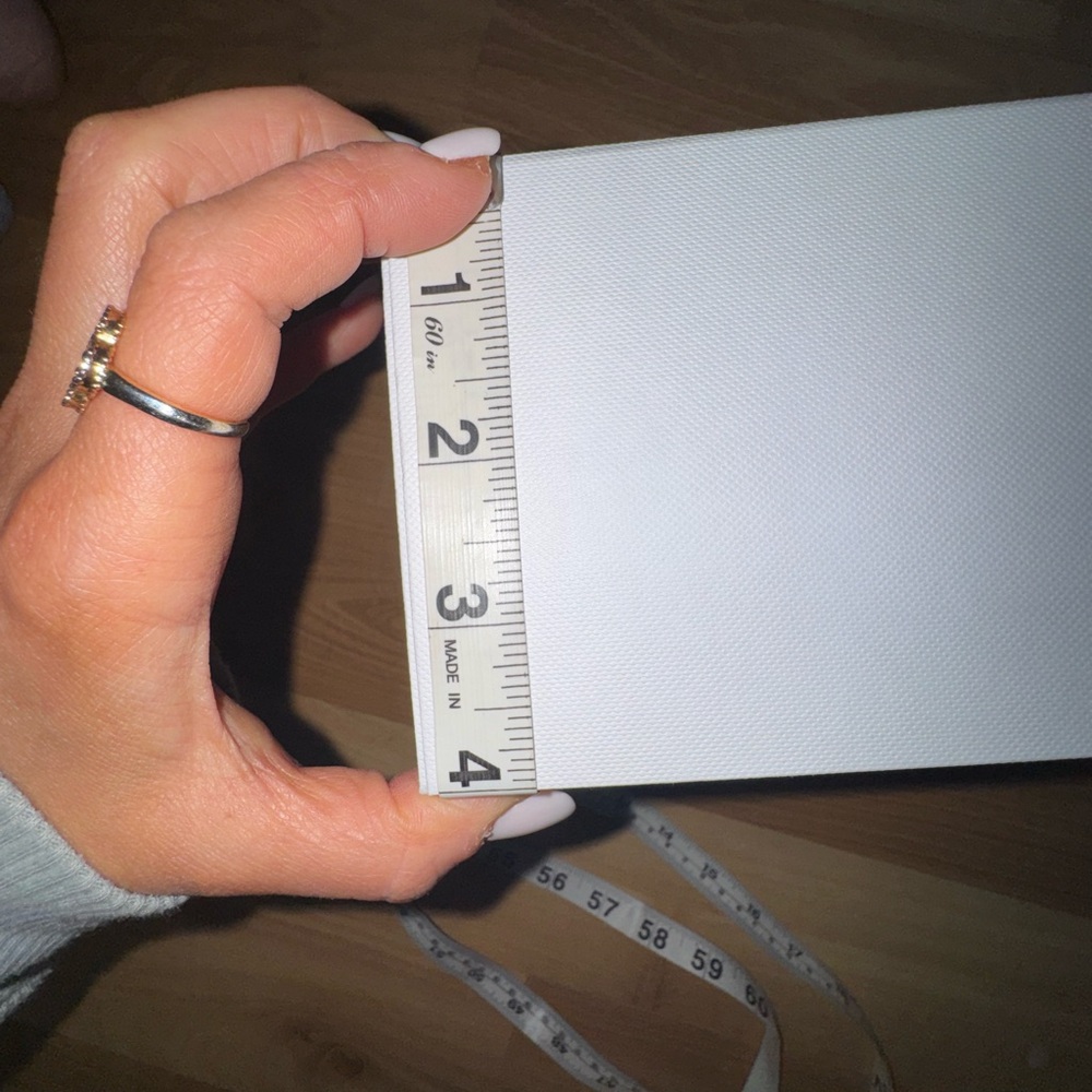 Cartier White Box with Gold Script Logo - Picture 3 of 6